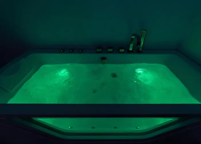 Oda ve Kahvaltı San Giovanni Boutique 4*